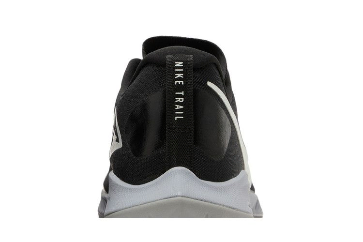 air-zoom-terra-kiger-5-black-aq2219-001_06
