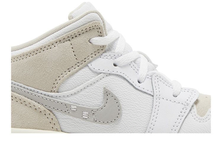 air-jordan-1-mid-se-craft-td-inside-out-white-sail-fb9140-120_01