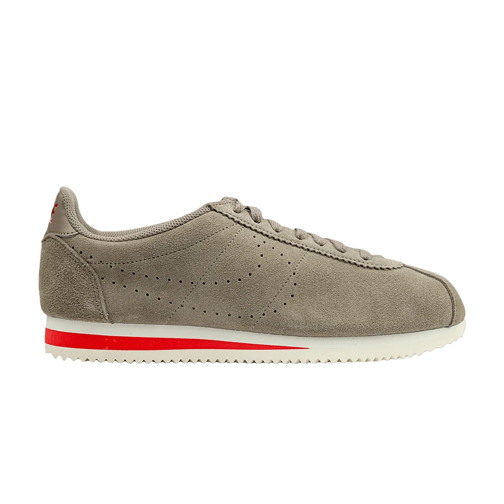 Krossovki-Nike-Classic-Cortez-Suede-Sepia-Stone