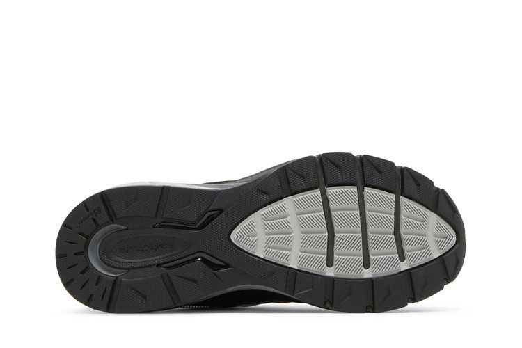 990v5-made-in-usa-extra-wide-black-m990bk5-4e_03