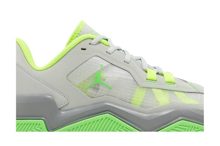 jordan-one-take-4-grey-green-strike-dz3338-003_01