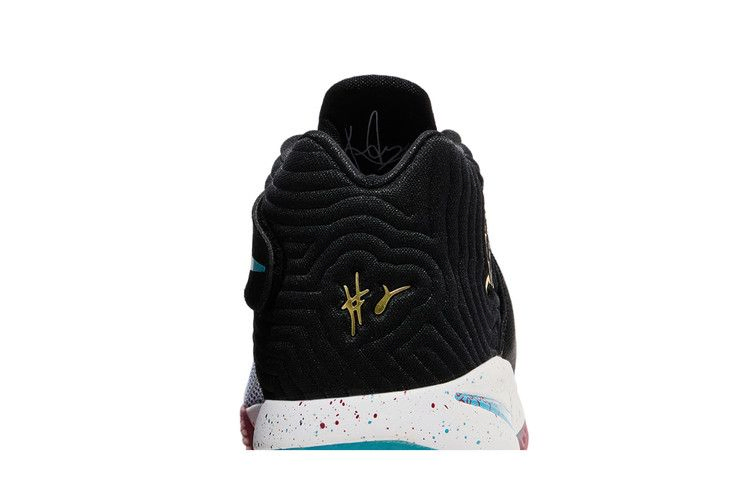 kyrie-2-gs-doernbecher-898642-001_06