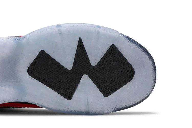 Кроссовки Paris Saint-Germain x Air Jordan Jordan Mars 270 'Infrared'