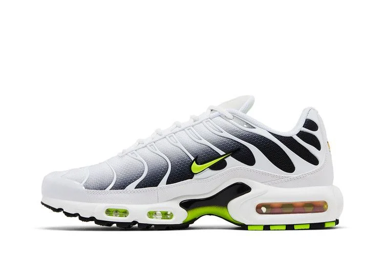 Krossovki-Nike-Air-Max-Plus-White-Black-Volt-2
