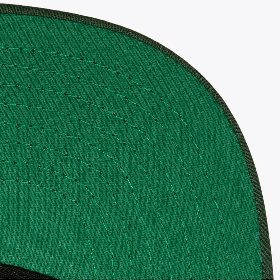 Mitchell-Ness-White-Seattle-SuperSonics-Hot-Fire-Snapback-Hat-2