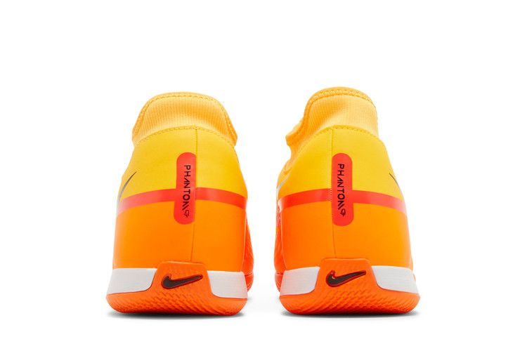 Кроссовки Nike Phantom GT2 Academy DF IC 'Laser Orange'