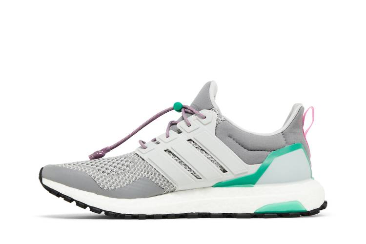ultraboost-1-0-grey-lucid-fuchsia-hr0071_02