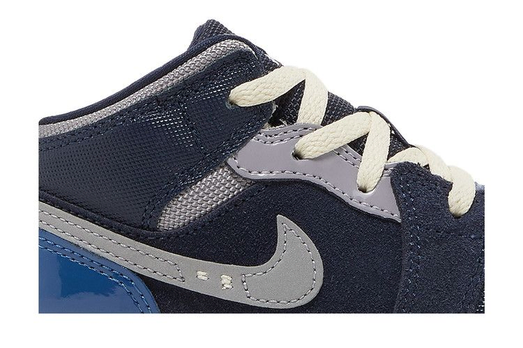 air-jordan-1-mid-se-craft-td-inside-out-obsidian-dx2196-400_01