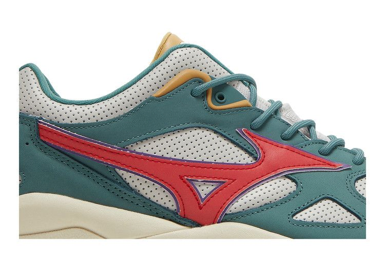 Кроссовки Mizuno Patta x Sky Medal 'Green Ivory'