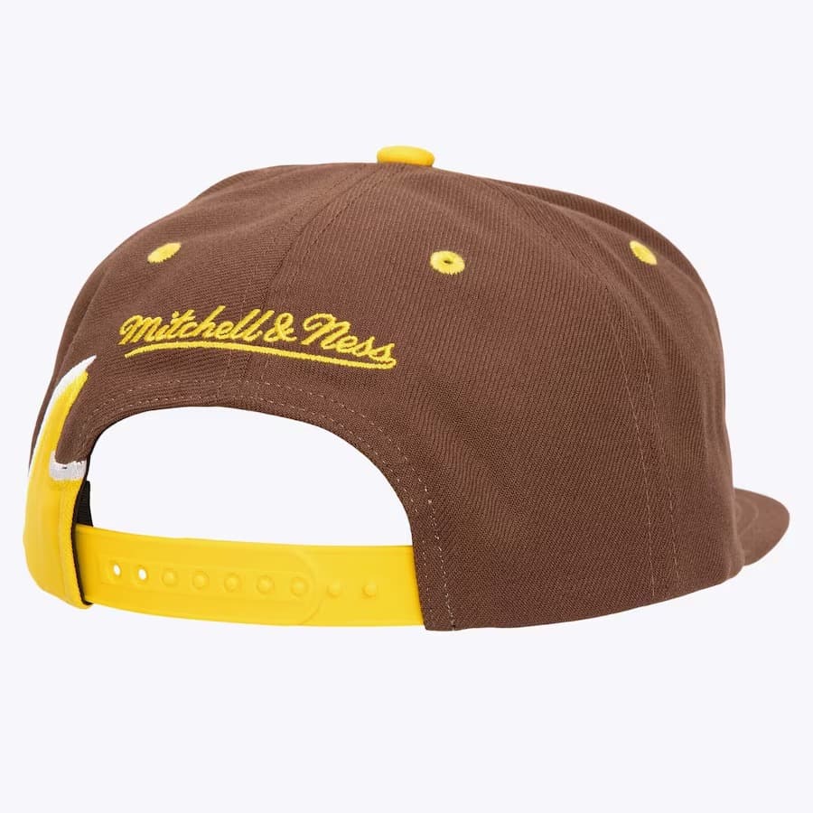 Бейсболка Mitchell & Ness Brown Boston Bruins Vintage Hockey Rising Tide OG Snapback Hat
