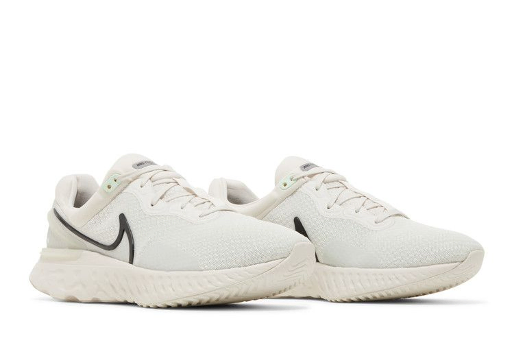 react-miler-3-phantom-light-bone-dd0490-004_07