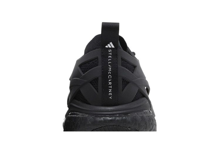 stella-mccartney-x-solarglide-triple-black-hq5962_06