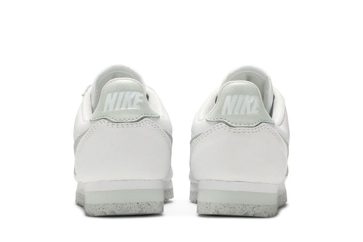 wmns-classic-cortez-flyleather-ar4874-100_05