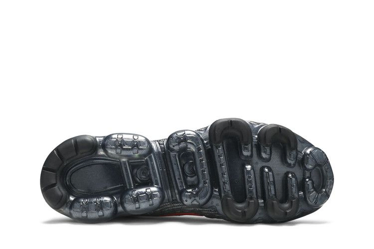 air-vapormax-3-0-crimson-grey-ct1270-001_03