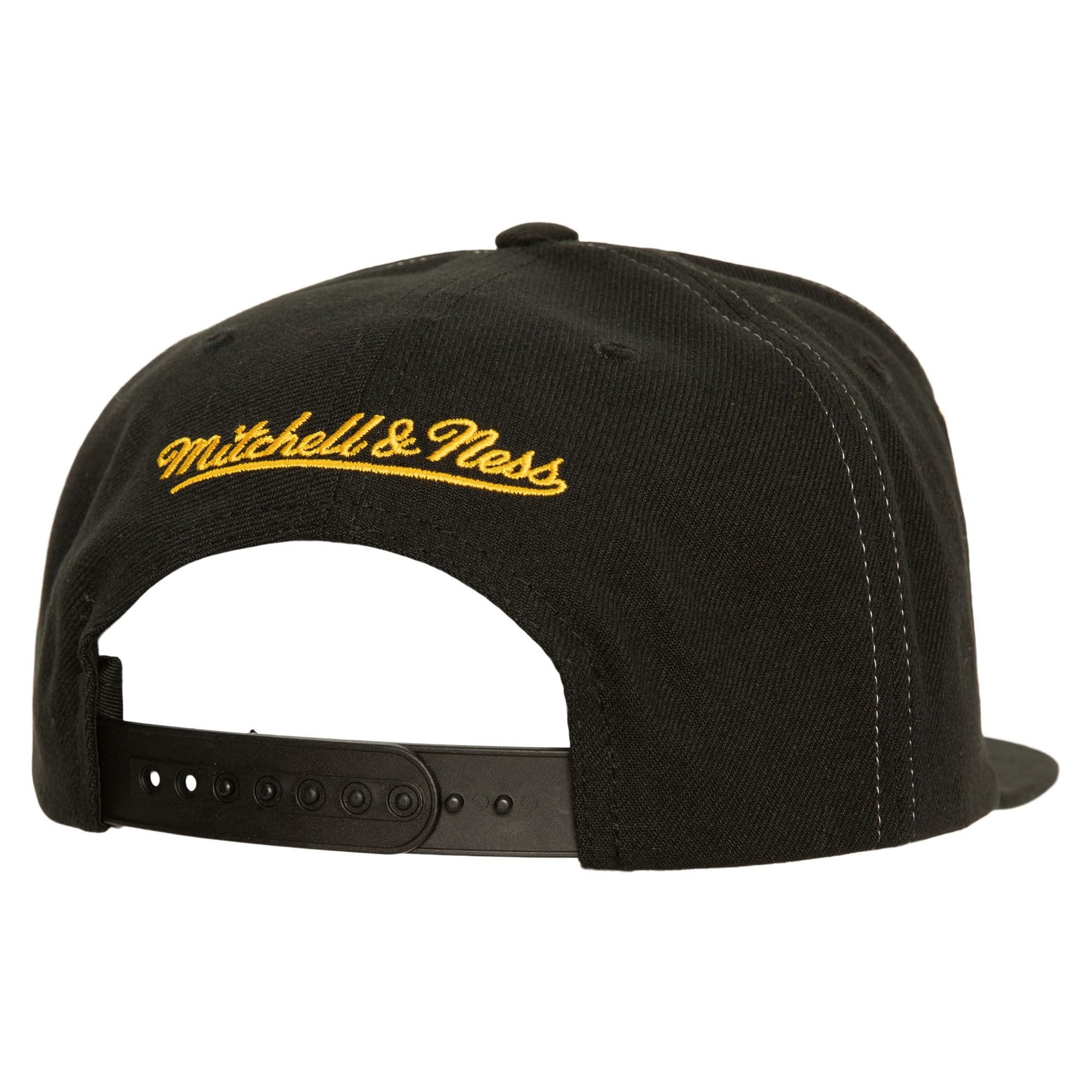Бейсболка Mitchell & Ness Varsity Bust Snapback HWC Golden State Warriors Hat