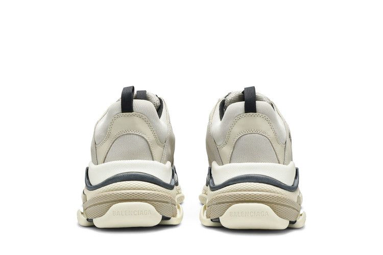 Кроссовки Balenciaga Triple S Sneaker 'Vanille'