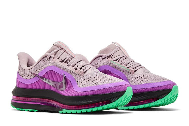 faith-kipyegon-x-wmns-pegasus-premium-plum-chalk-ii0602-500_07