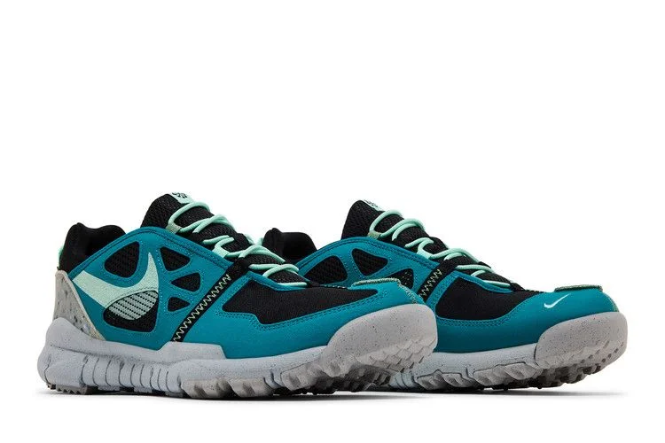Krossovki-Nike-Free-Terra-Vista-Black-Bright-Spruce-7