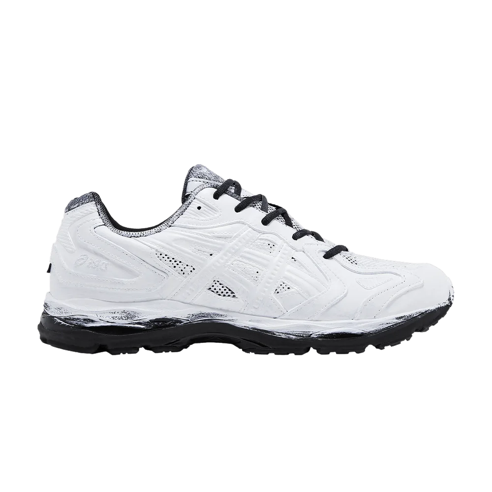 Krossovki-Gallery-Dept.-x-ASICS-Gel-K1011-Mental-Energy-Painted