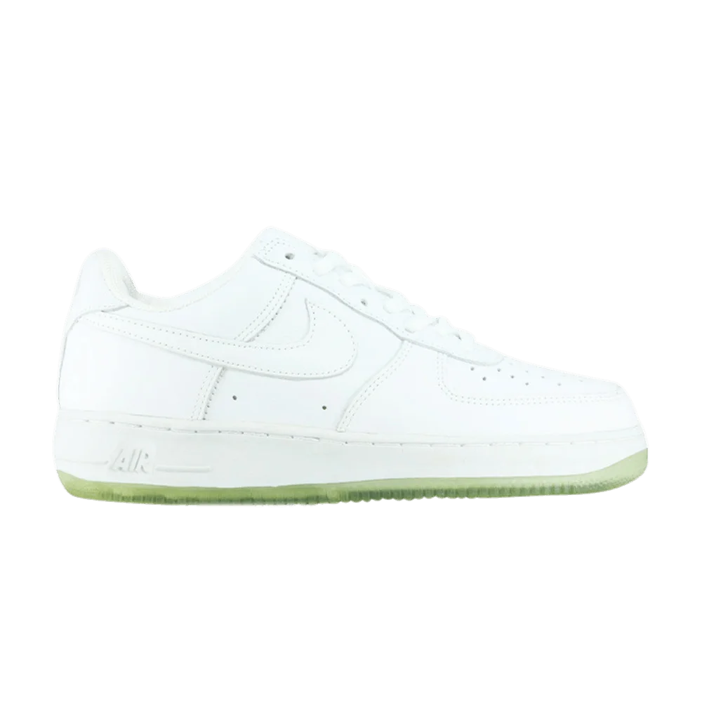 Krossovki-Nike-Air-Force-1-17