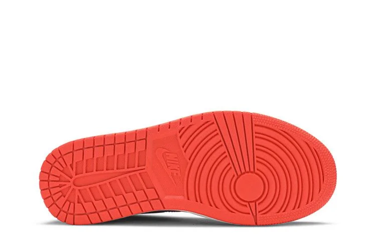 Кроссовки Wmns Air Jordan 1 Mid 'Hot Punch'