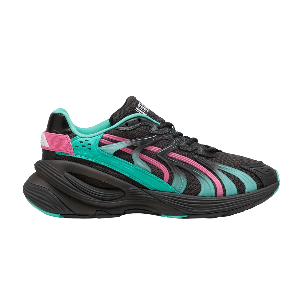 Krossovki-Formula-1-x-Puma-Inverse-Miami