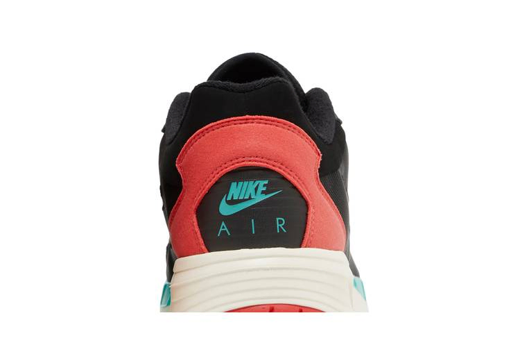 Кроссовки Nike Air Max Solo 'Black Jade Red'