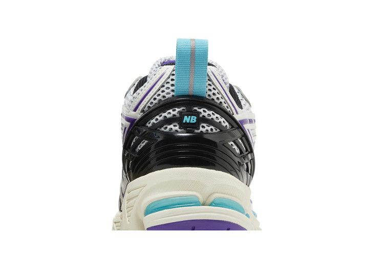Кроссовки New Balance 1906R 'Hornets'
