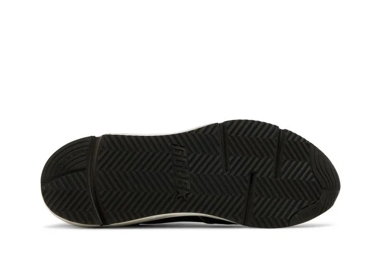 Кроссовки Golden Goose Running Sole 'Black Silver'