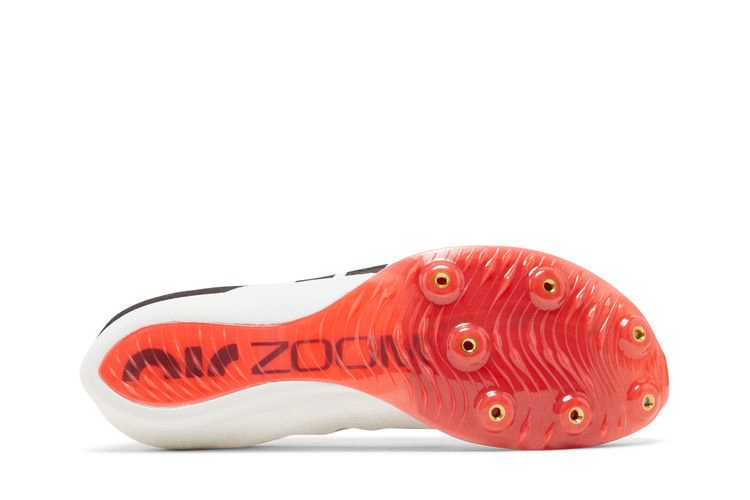 air-zoom-maxfly-more-uptempo-white-university-red-dn6948-111_03