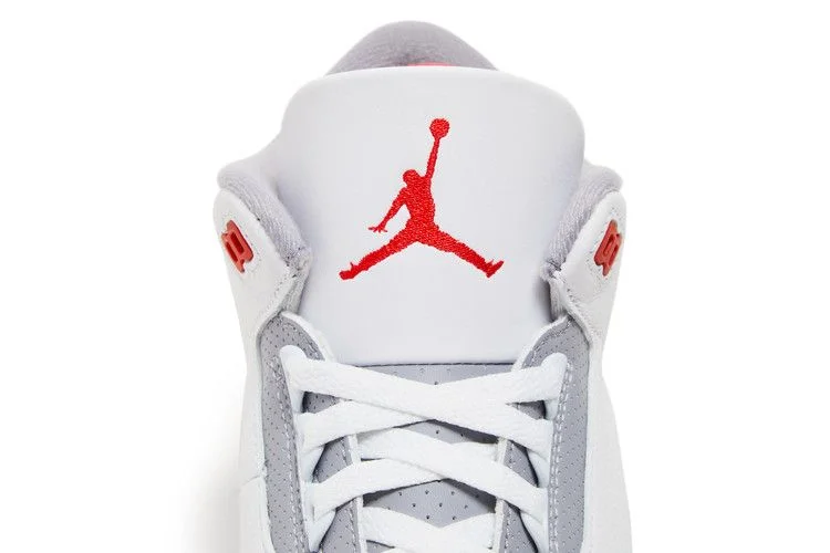 Krossovki-Air-Jordan-3-Retro-Fire-Red-2022-8