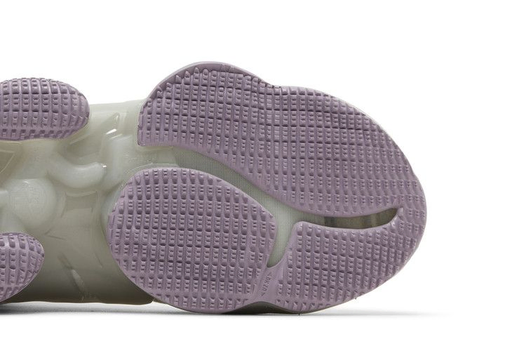Кроссовки Nike LeBron 19 EP 'Strive For Greatness'