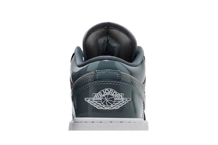 Кроссовки Air Jordan 1 Low GS 'Patent Cool Grey'