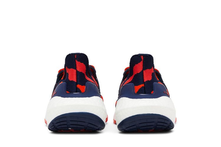 Кроссовки Marimekko x adidas Wmns UltraBoost 22 'Lush Red Navy'