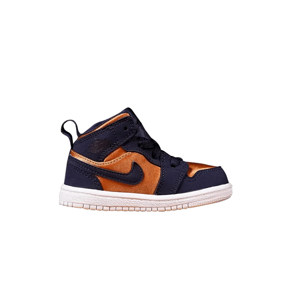 Krossovki-Air-Jordan-1-Mid-SE-TD-Obsidian