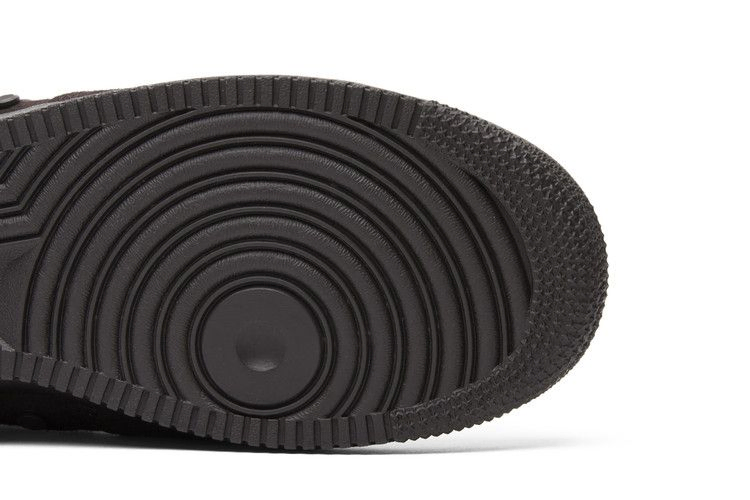 special-field-air-force-1-velvet-brown-864024-203_04