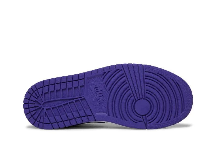Кроссовки Wmns Air Jordan 1 Low 'Psychic Purple'