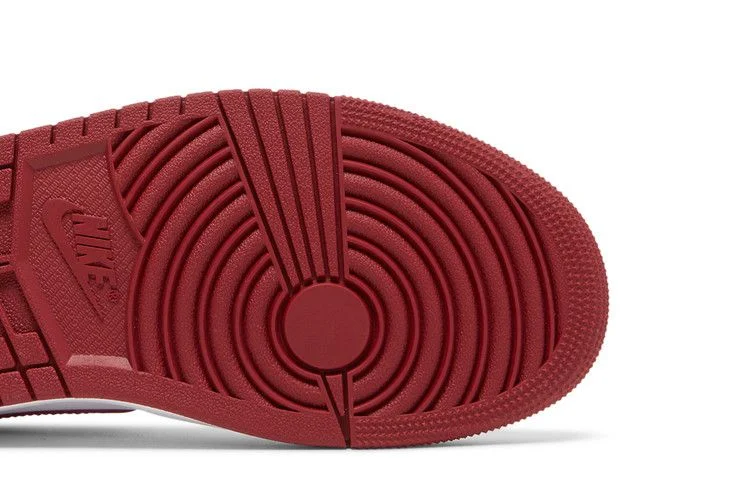 Кроссовки Wmns Air Jordan 1 Mid 'White Pomegranate'