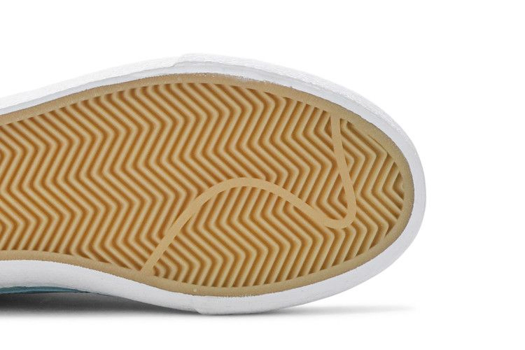 wmns-bruin-high-sb-cabana-923112-302_04