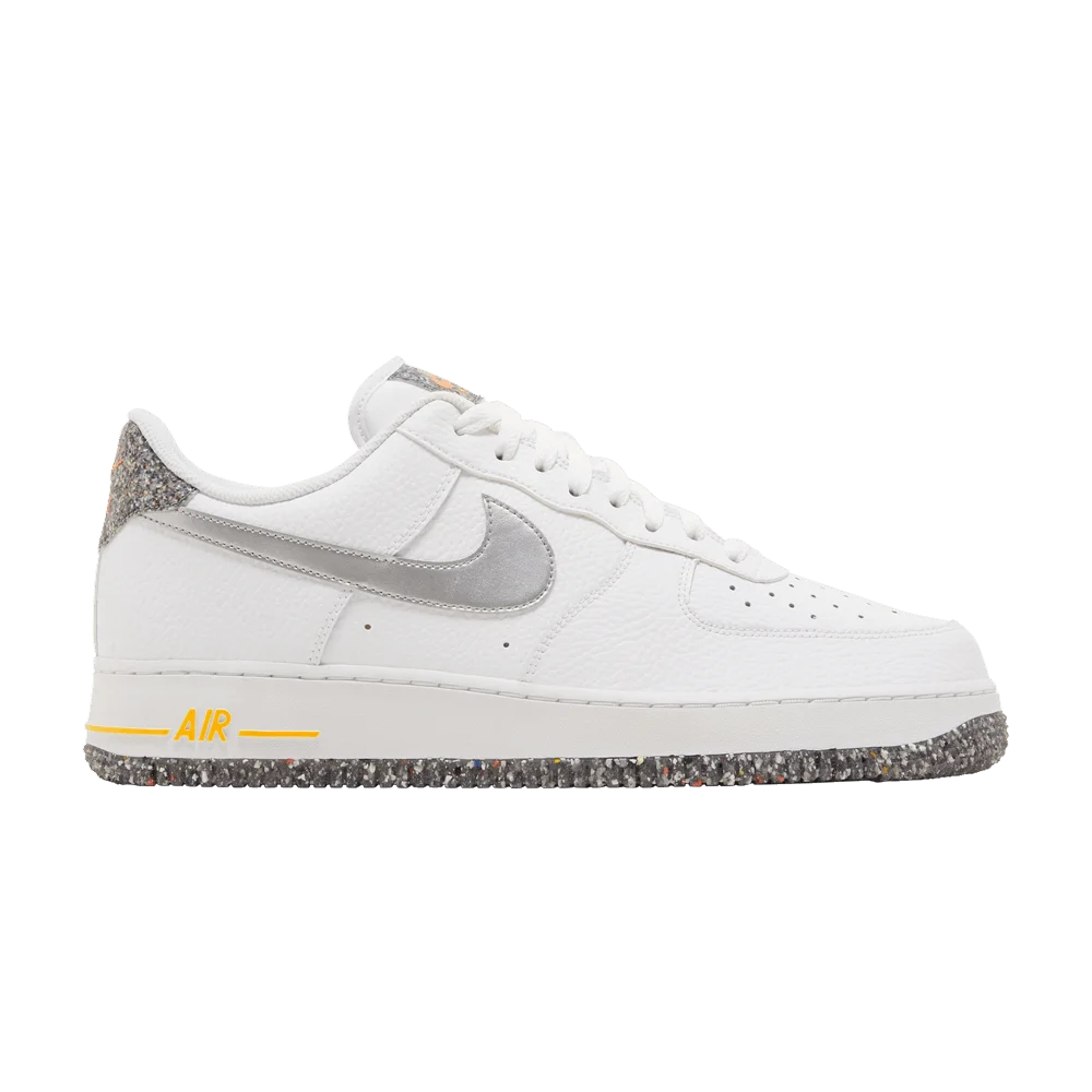 Krossovki-Nike-Air-Force-1-07-LV8-Regrind