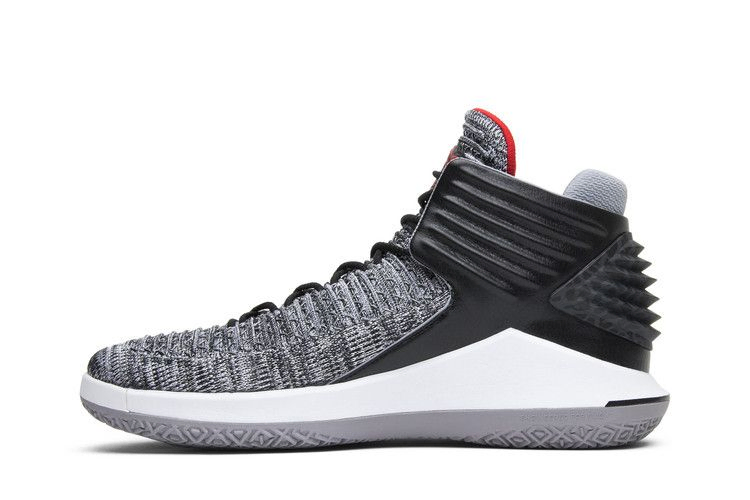 air-jordan-32-black-cement-aa1253-002_02