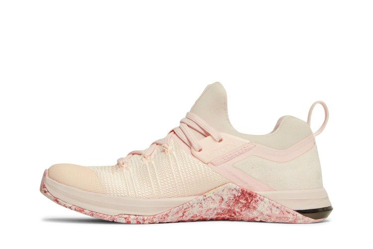 Кроссовки Nike Wmns Metcon Flyknit 3 'Echo Pink'