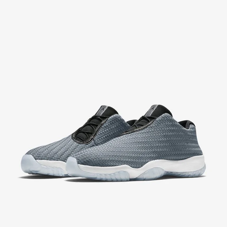 Krossovki-Air-Jordan-Future-Low-Grey-2