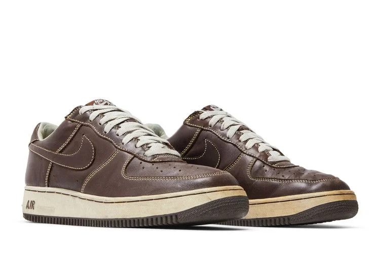 Krossovki-HTM-x-Nike-Air-Force-1-Low-Paul-Brown-7