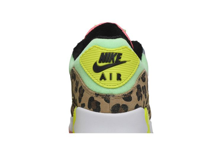 Кроссовки Nike Wmns Air Max 90 LX 'Illusion Green'