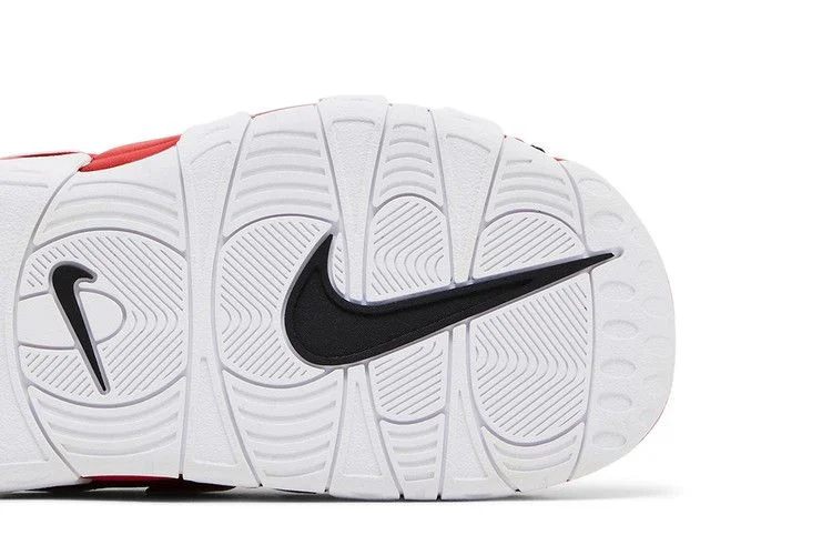 Nike-Air-More-Uptempo-Slide-Bulls-4