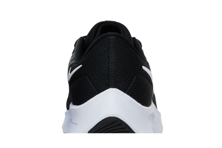 Кроссовки Nike Air Zoom Pegasus 38 Extra Wide 'Black White'