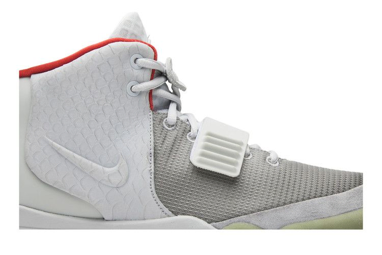 air-yeezy-2-nrg-508214-010_01