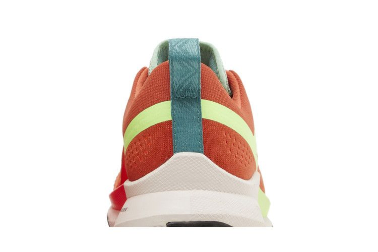 wmns-react-pegasus-trail-4-mantra-orange-ghost-green-dj6159-801_06