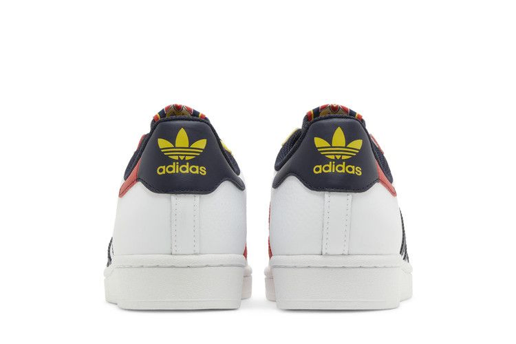 Кроссовки adidas Superstar 'Legend Ink Red'